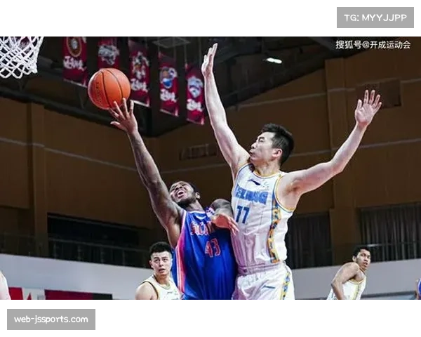 复盘广东男篮失利:防守轮转速度下降与对手三分雨成关键因素 复盘广东男篮失利:防守轮转速度下降与对手三分雨成关键因素